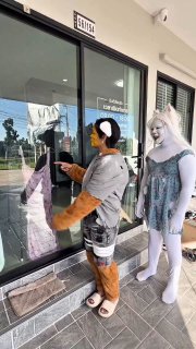 AI：人类要抢走我们